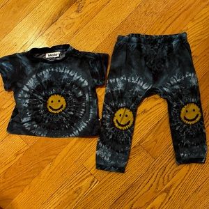 Tie Dye Smiley Face T-Shirt and Pants Set by Molo / Size 2T (92)